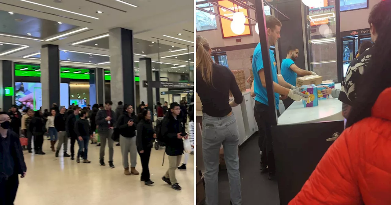 Hundreds of people in Toronto queued in massive lines just for free Dunkaroos