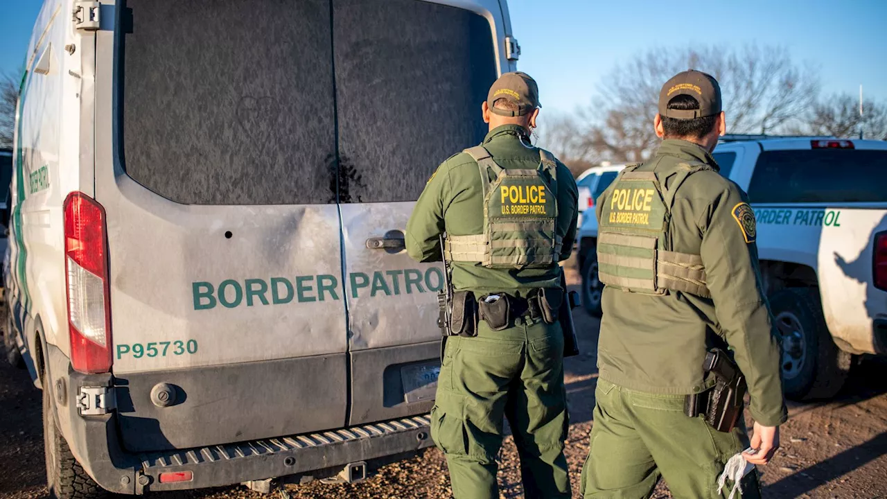 Un juez federal bloquea la aplicación de la controvertida ley de inmigración de Texas