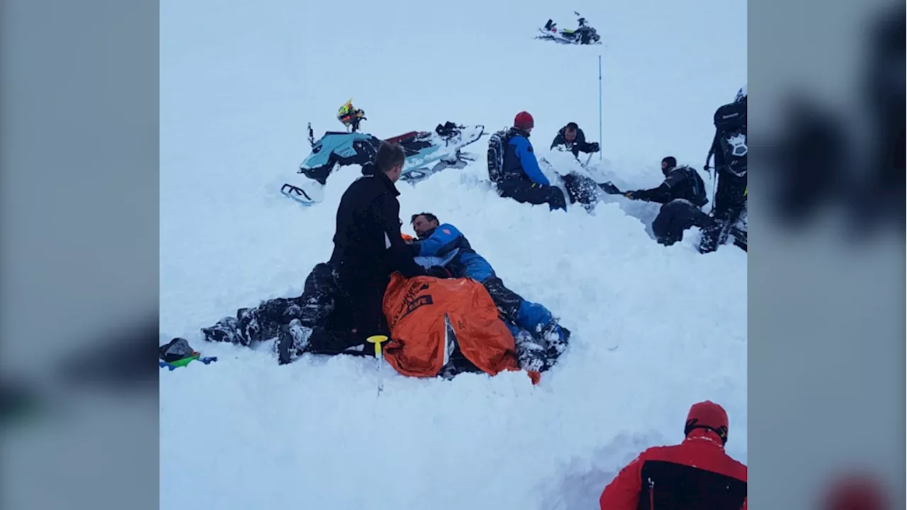 'Right place at the right time': Snowmobile guide rescued man buried in avalanche near Revelstoke, B.C.