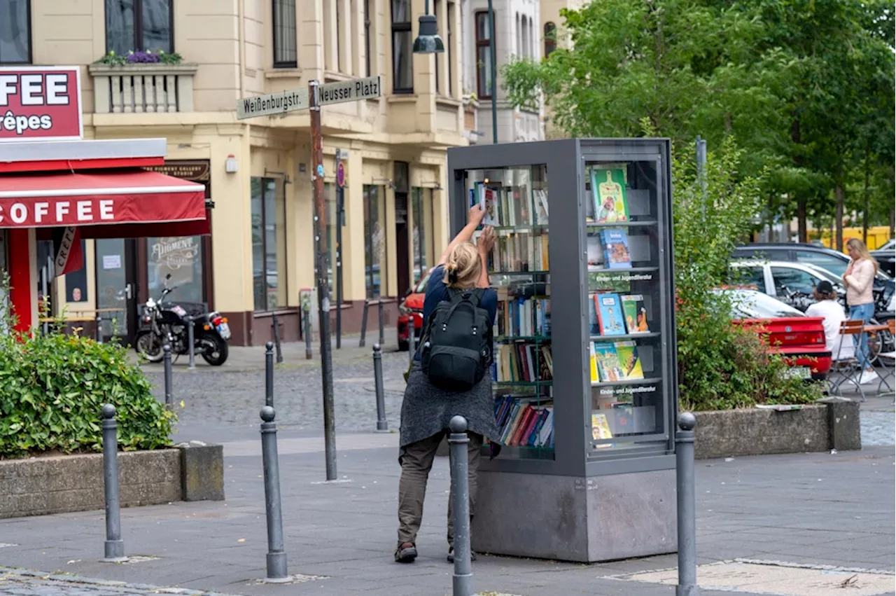 Bücherschränke in Köln werden geplündert und Bücher zu Geld gemacht