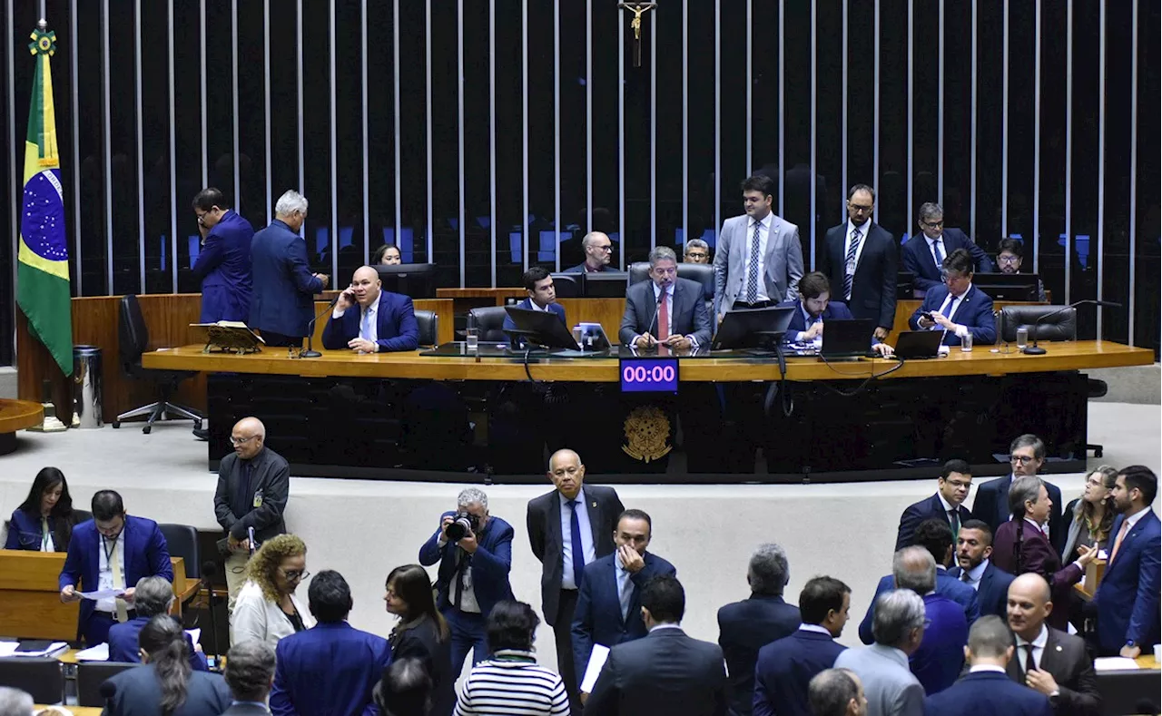Câmara discute ampliar ‘PEC da Blindagem’ com acesso a trechos sigilosos e restrição a inquéritos