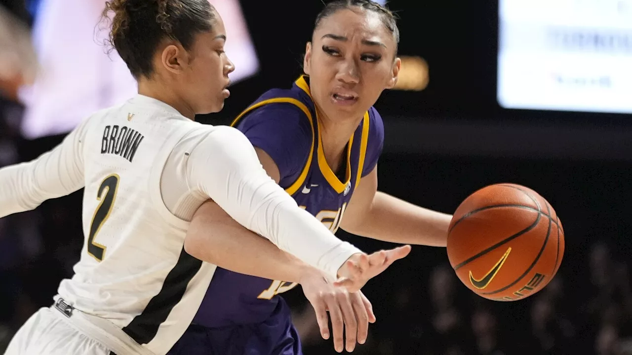 LSU guard Poa diagnosed with concussion after leaving court on a stretcher during SEC Tournament