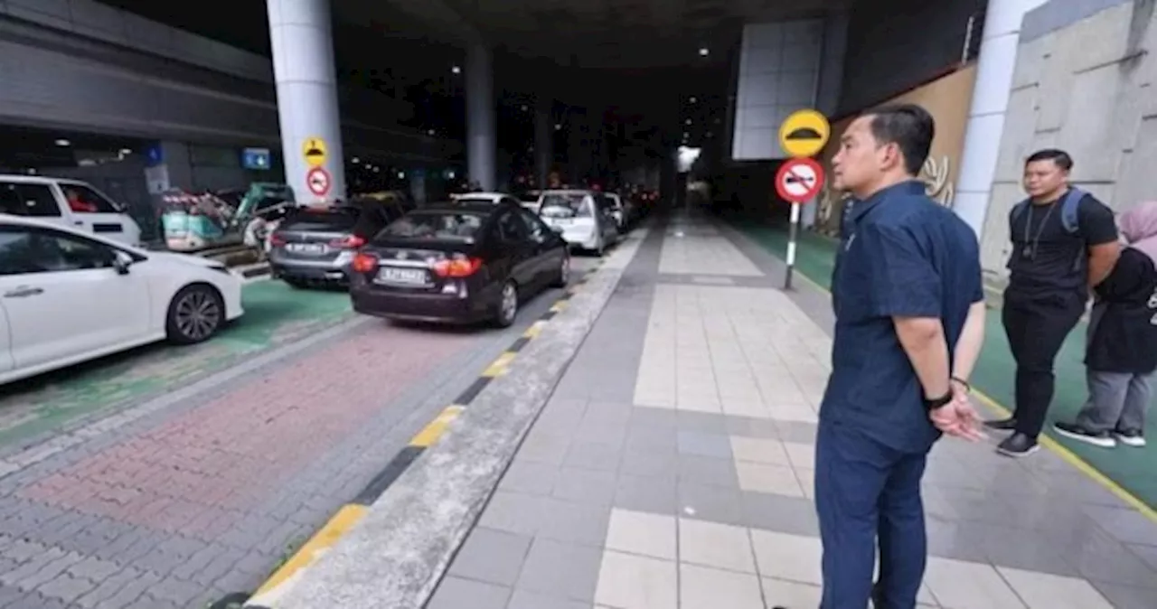 Fire caused e-gate facilities to malfunction: Johor chief minister visits CIQ after reports of massive jam for days