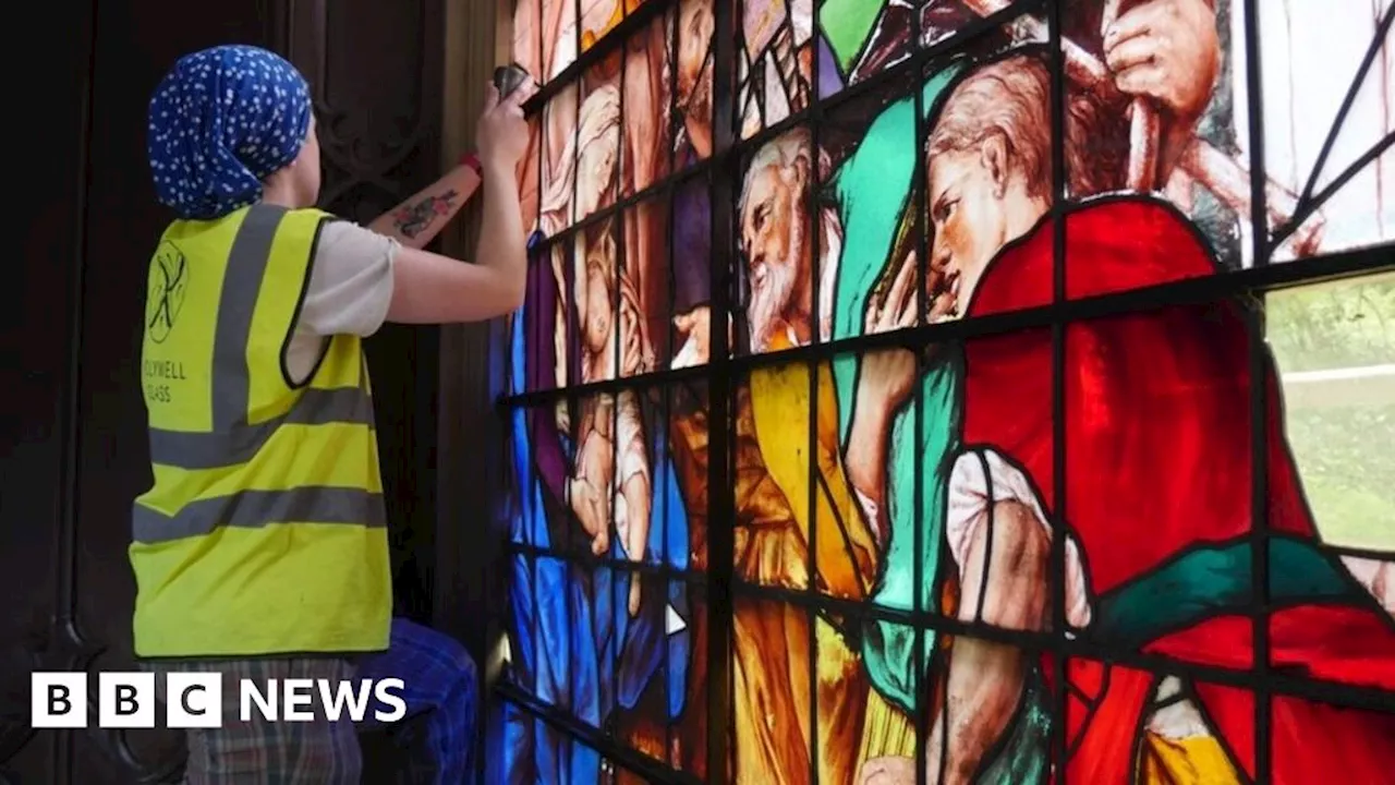 Hampshire: 18th Century stained glass returns to gothic tomb