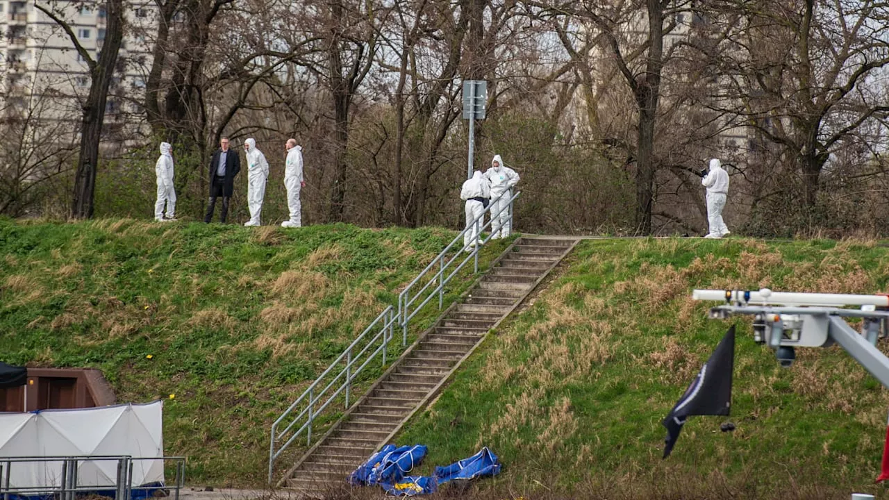 Köln: 15-Jähriger tot am Rhein, Verdächtige sind 18 und 20 Jahre alt