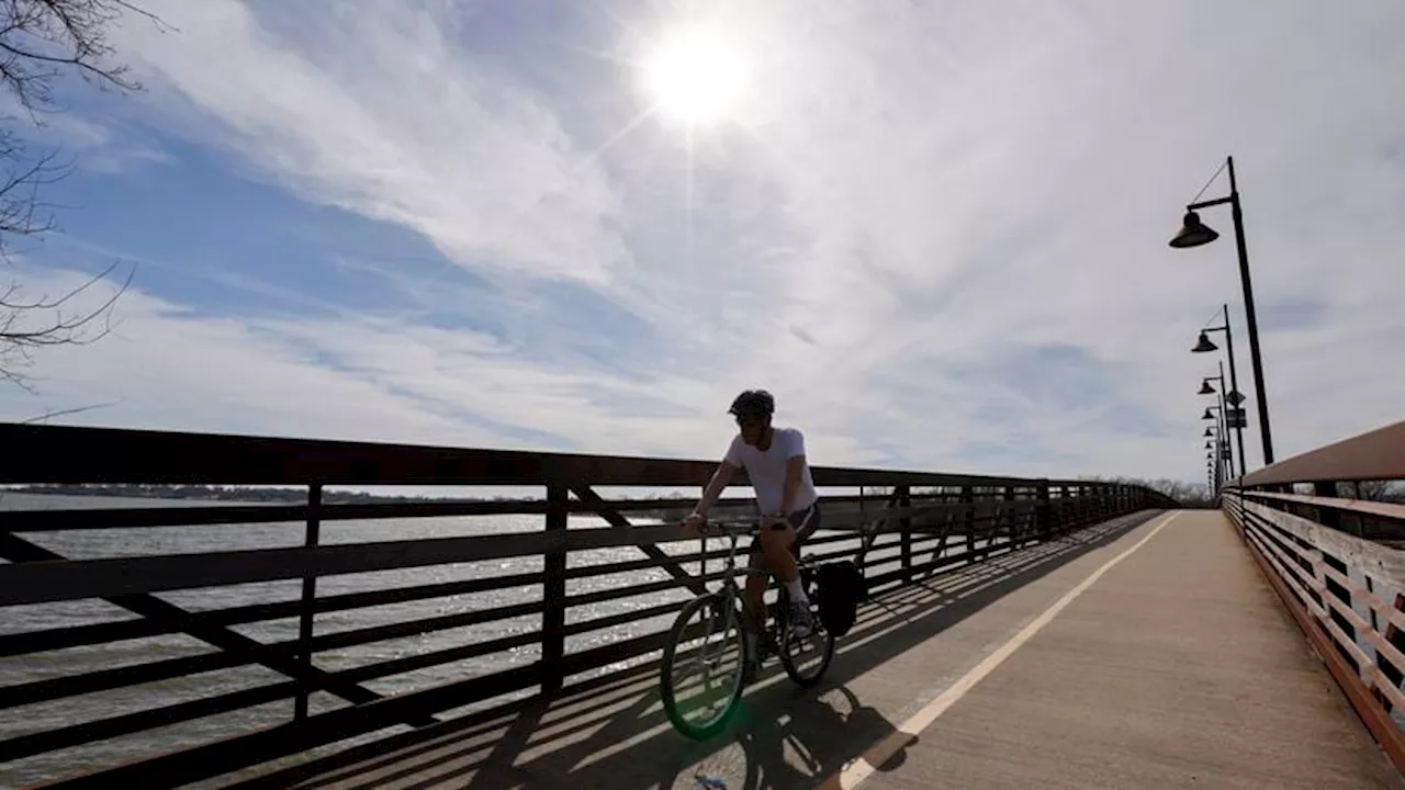 Warmer weather expected in Dallas-Fort Worth before storms return