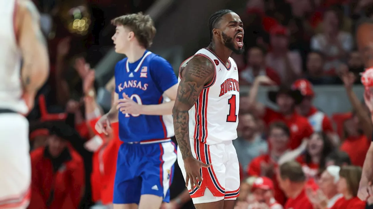 Houston clinches outright Big 12 title, then routs Kansas by 30