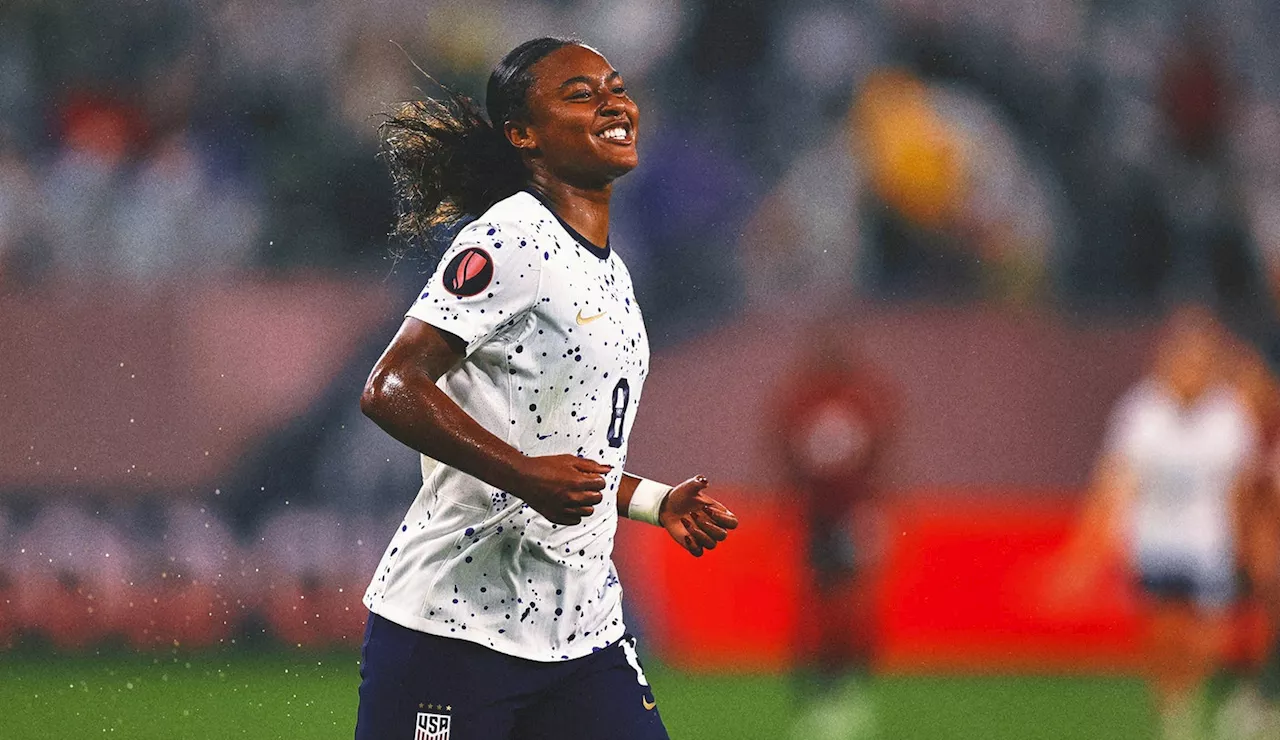 With some help from Alex Morgan, 19-year-old Jaedyn Shaw is shining with the USWNT