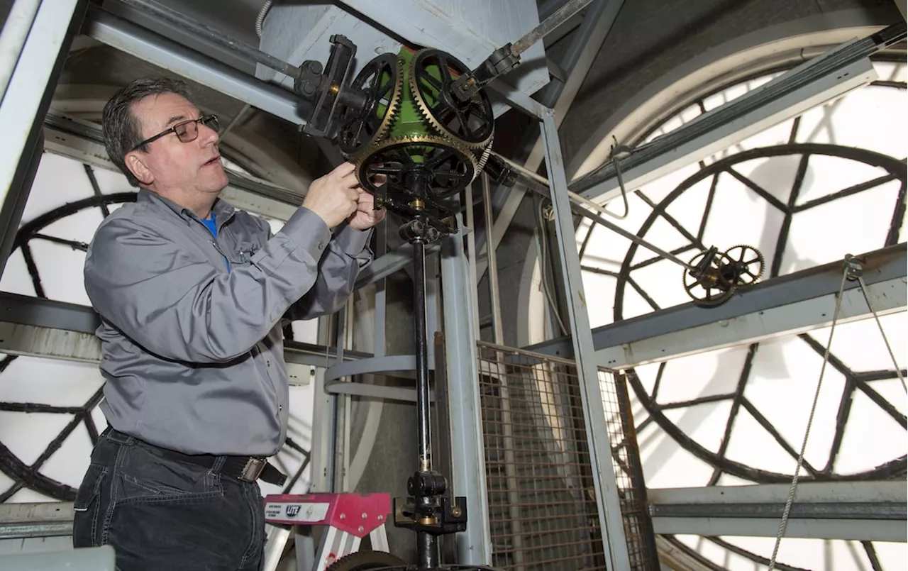 Most of Canada loses an hour of sleep as clocks spring forward for daylight time