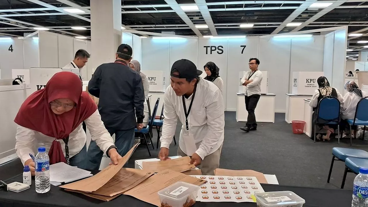 Re-voting in Kuala Lumpur Begins, Voters Crowd Voting Locations