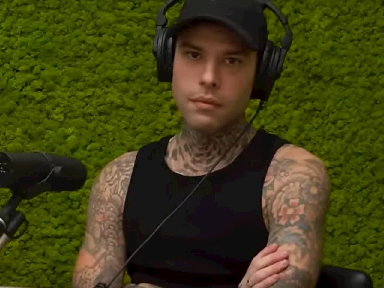 'Situazione insostenibile'. Fedez stoppa Muschio Selvaggio