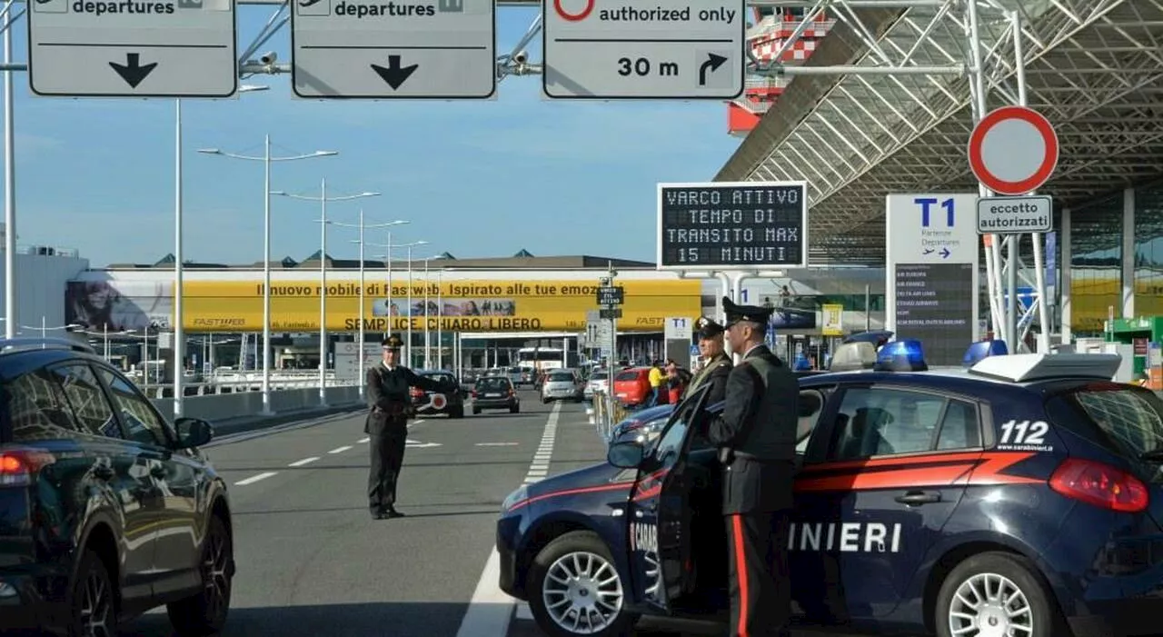 Tassisti e Ncc abusivi a Fiumicino, blitz dei carabinieri: ventimila euro di multe e dieci persone denunciate