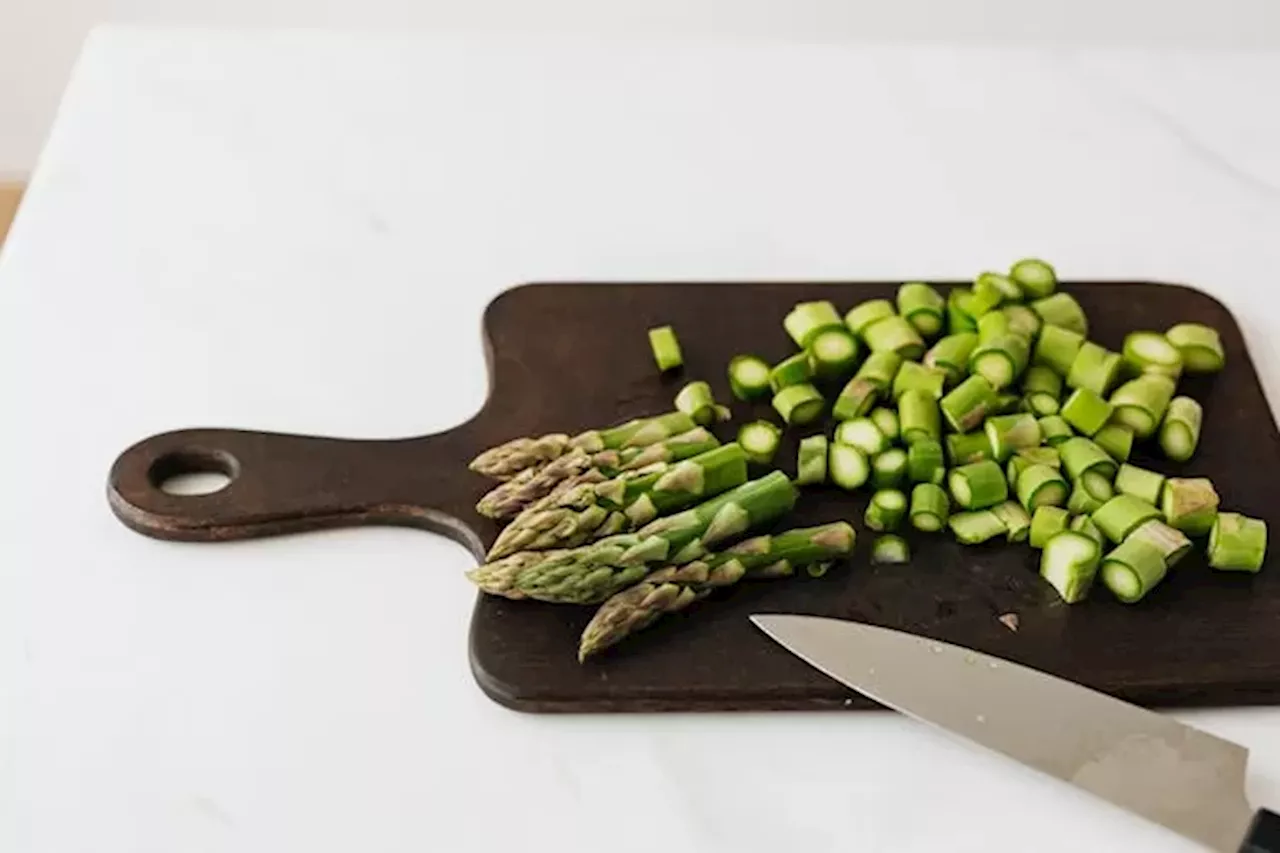 Mengandung Vitamin B6, B12 dan Vitamin K, Inilah 10 Manfaat Sayur Asparagus yang Wajib Diketahui!