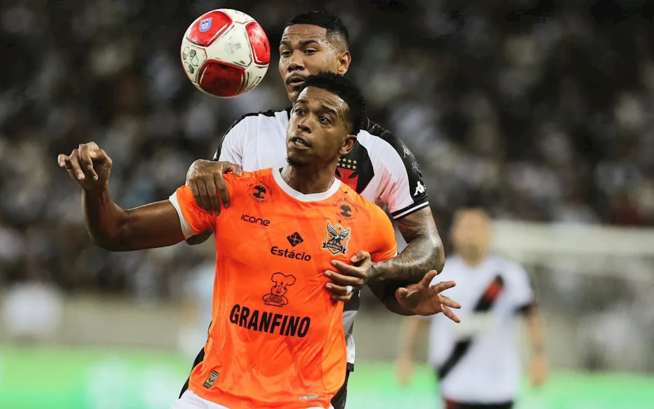 Vasco e Nova Iguaçu empatam em jogo emocionante no Maracanã