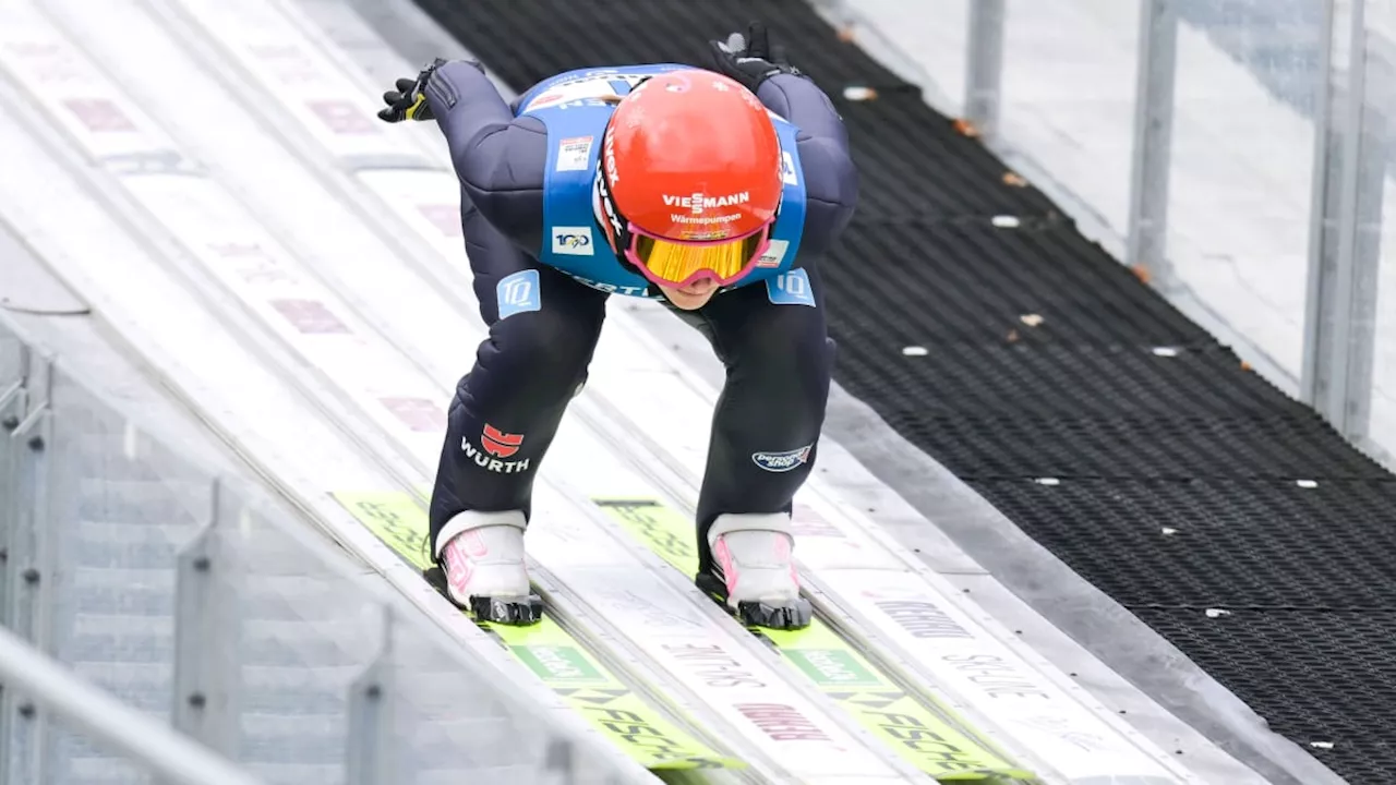 Raw Air: Katharina Schmid vergibt Skisprung-Sieg in Oslo