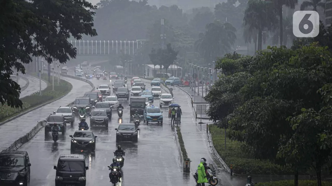 Cuaca Hari Ini Senin 11 Maret 2024: Mayoritas Langit Pagi Jabodetabek Hujan