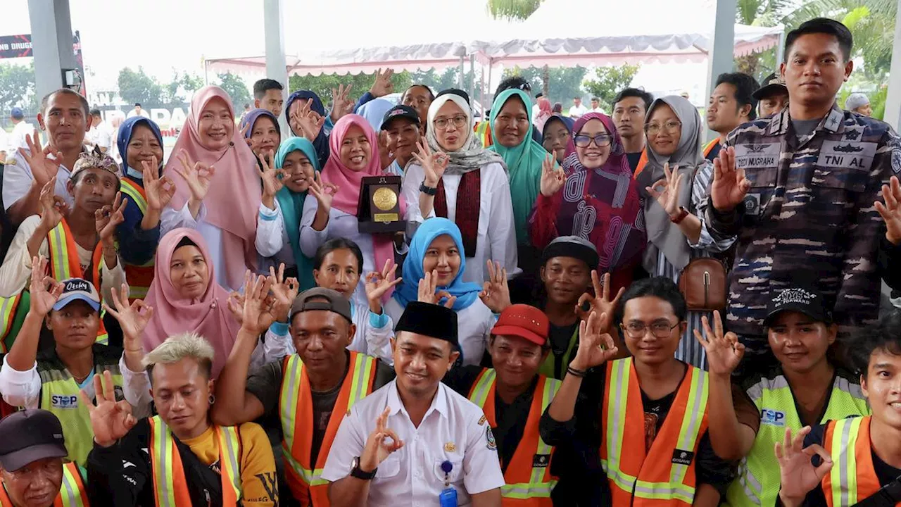 TPS 3R Muncar Banyuwangi Sabet Plakat Adipura Terbaik Nasional, Ipuk Beri Hadiah Gerobak Sampah Motor