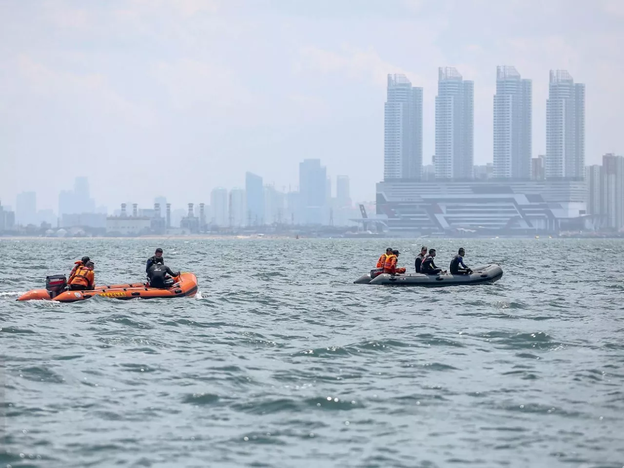 Kapal Pesiar Azzimut 80 di Kepulauan Seribu Kebakaran, Asap Mengepul dari Bagian Mesin