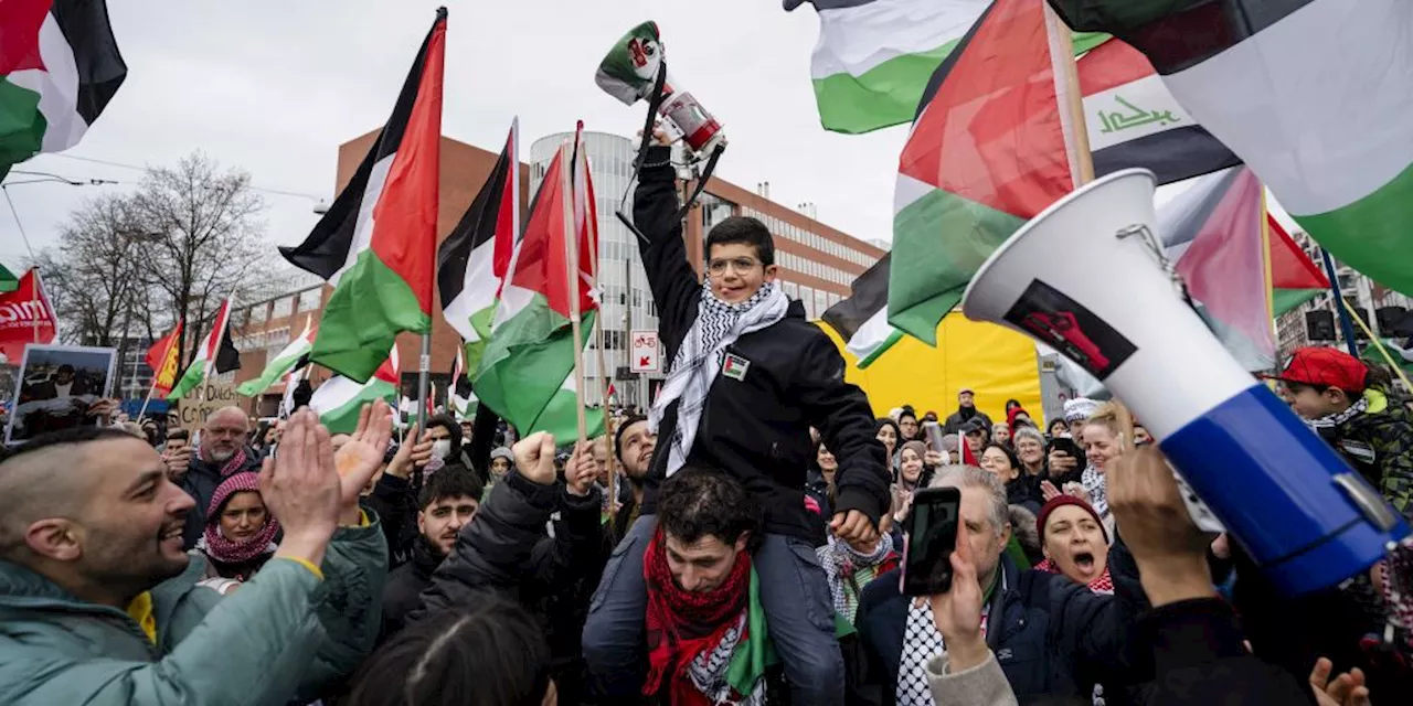 Proteste gegen Israel bei Eröffnung von Holocaustmuseum in Amsterdam