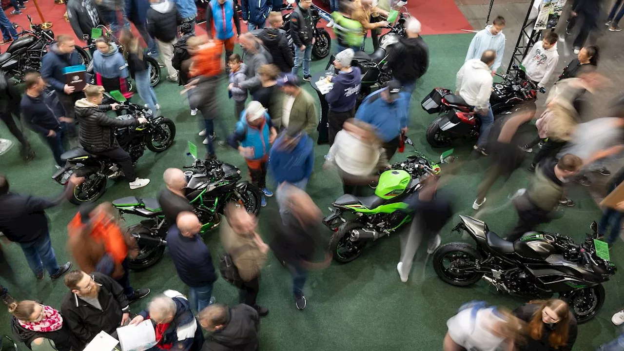 Thüringen: Tausende besuchen Motorradmesse in Erfurt