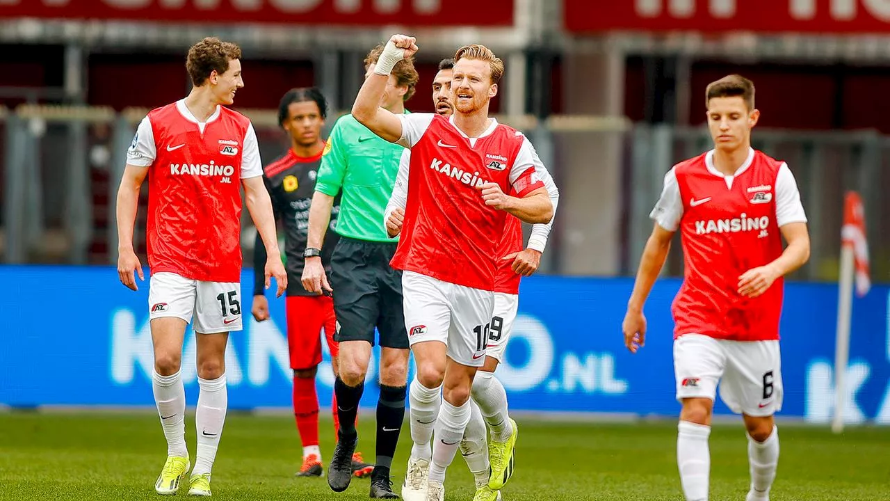 AZ walst in eerste helft over Excelsior heen en legt druk bij achtervolger Ajax