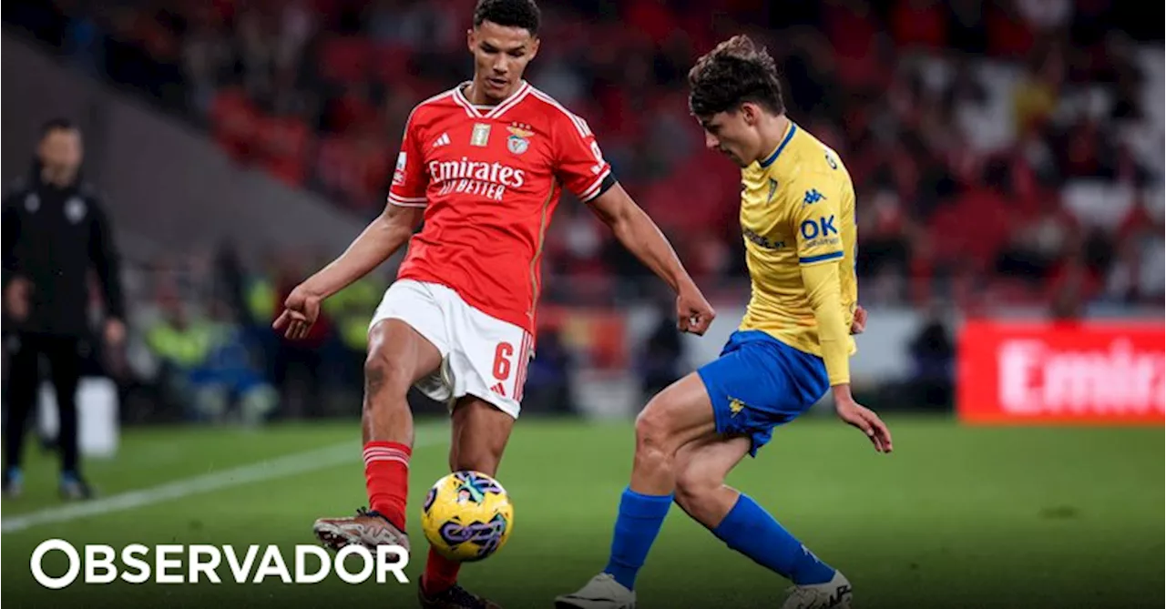 Benfica-Estoril. Schmidt lança Arthur Cabral e Rollheiser (3-1, 75')