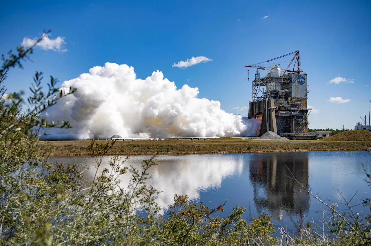 Igniting the Future: NASA’s RS-25 Engine Test Blazes a Trail for Artemis Moonshots