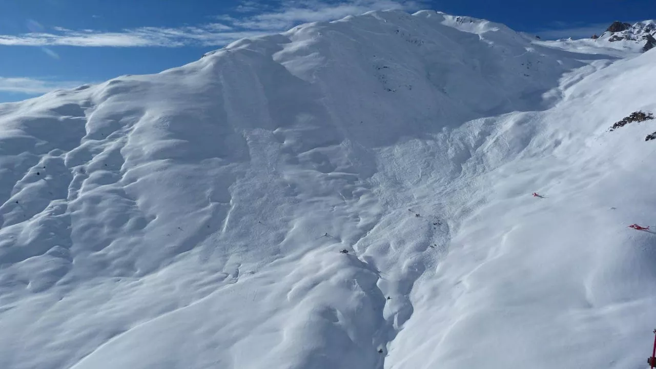 Lawinenunglück in den Alpen: Wanderer aus BW unter Schneemassen begraben