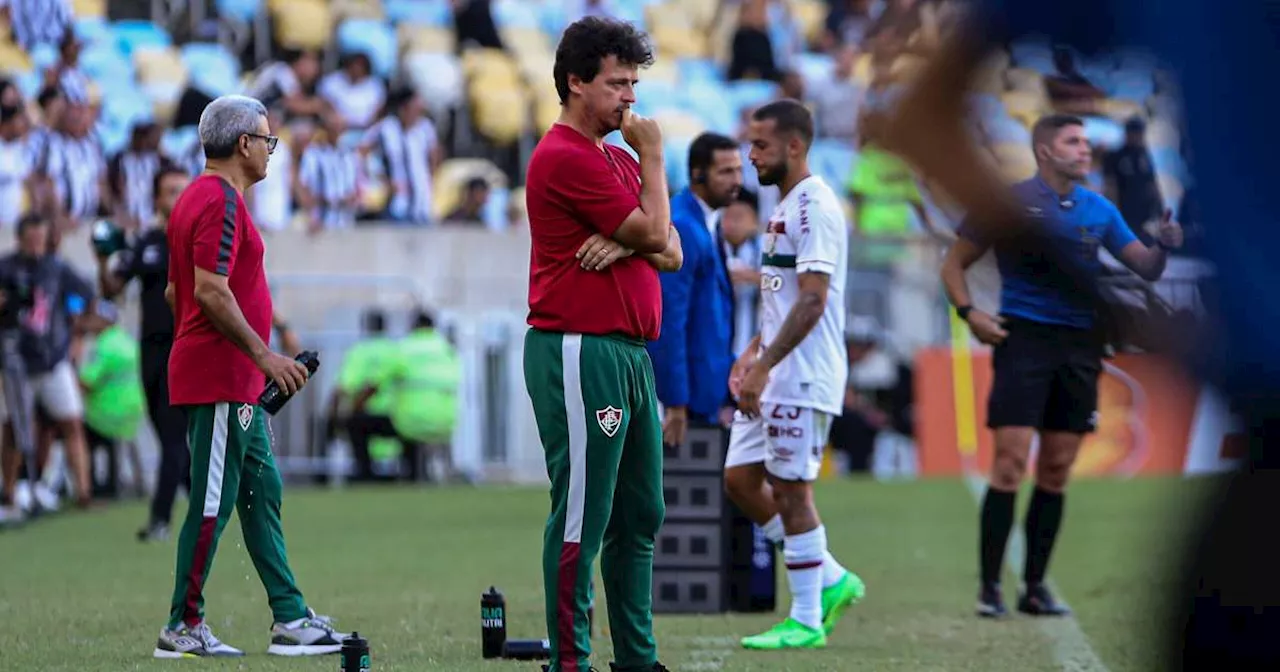 Descontente, Diniz critica Fluminense e afirma que time 'não existiu' no primeiro tempo