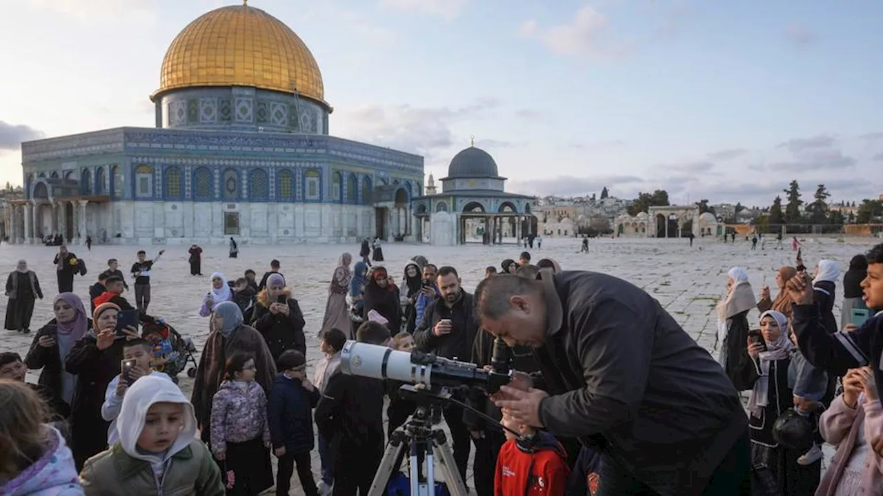 بينها فلسطين.. 11 دولة عربية تعلن الاثنين بداية شهر رمضان المبارك