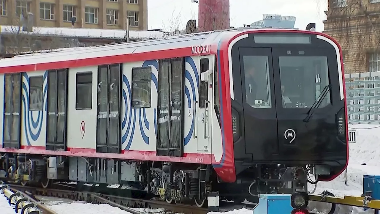 На Замоскворецкой линии метро запустили поезда нового поколения. Новости. Первый канал