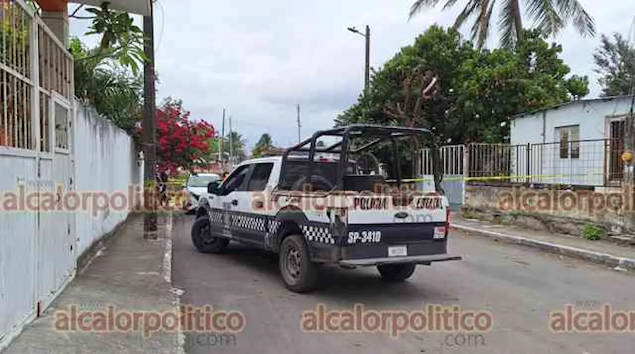 Lo mataron a navajazos, en calle de Veracruz Puerto