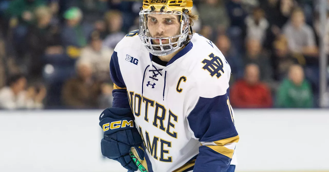 Chicago Blackhawks agree to 2-year contract with former Notre Dame forward Landon Slaggert