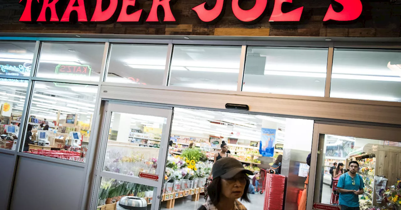 Trader Joe's $2.99 mini tote bags now sell for $500 on eBay