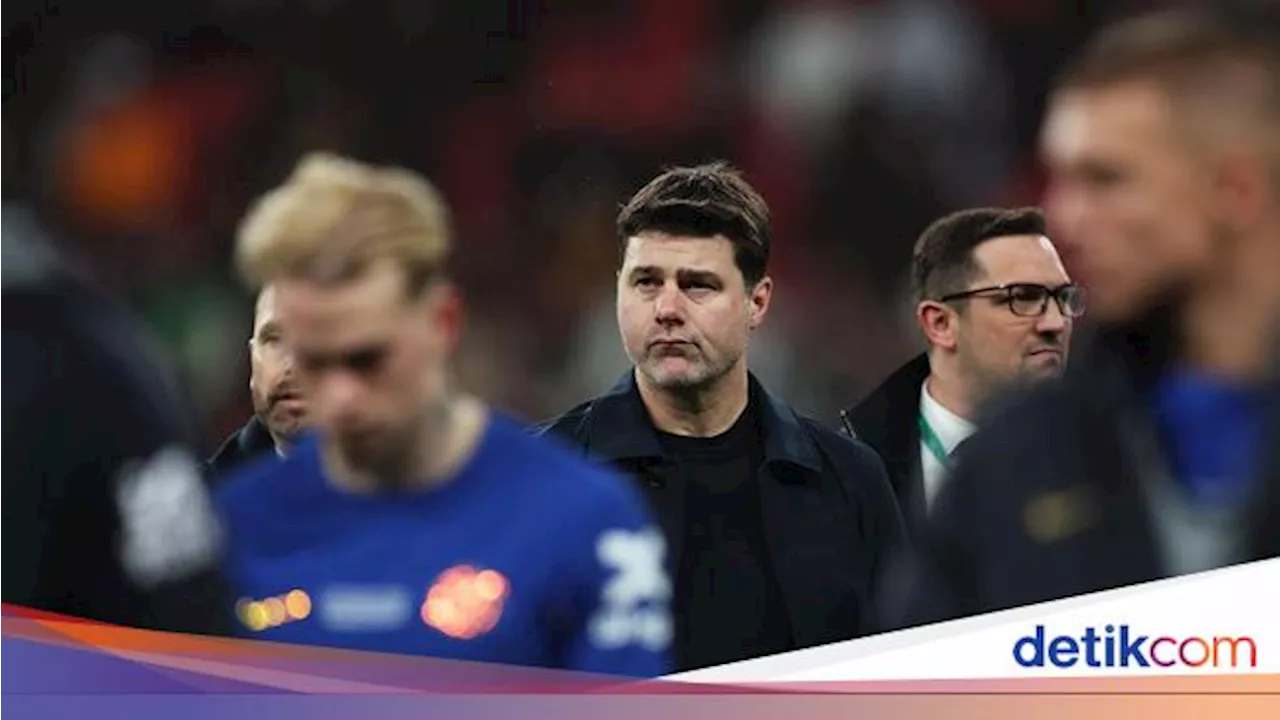 Fans Chelsea Mau Mourinho, Pochettino: Coba Tanya Pemain