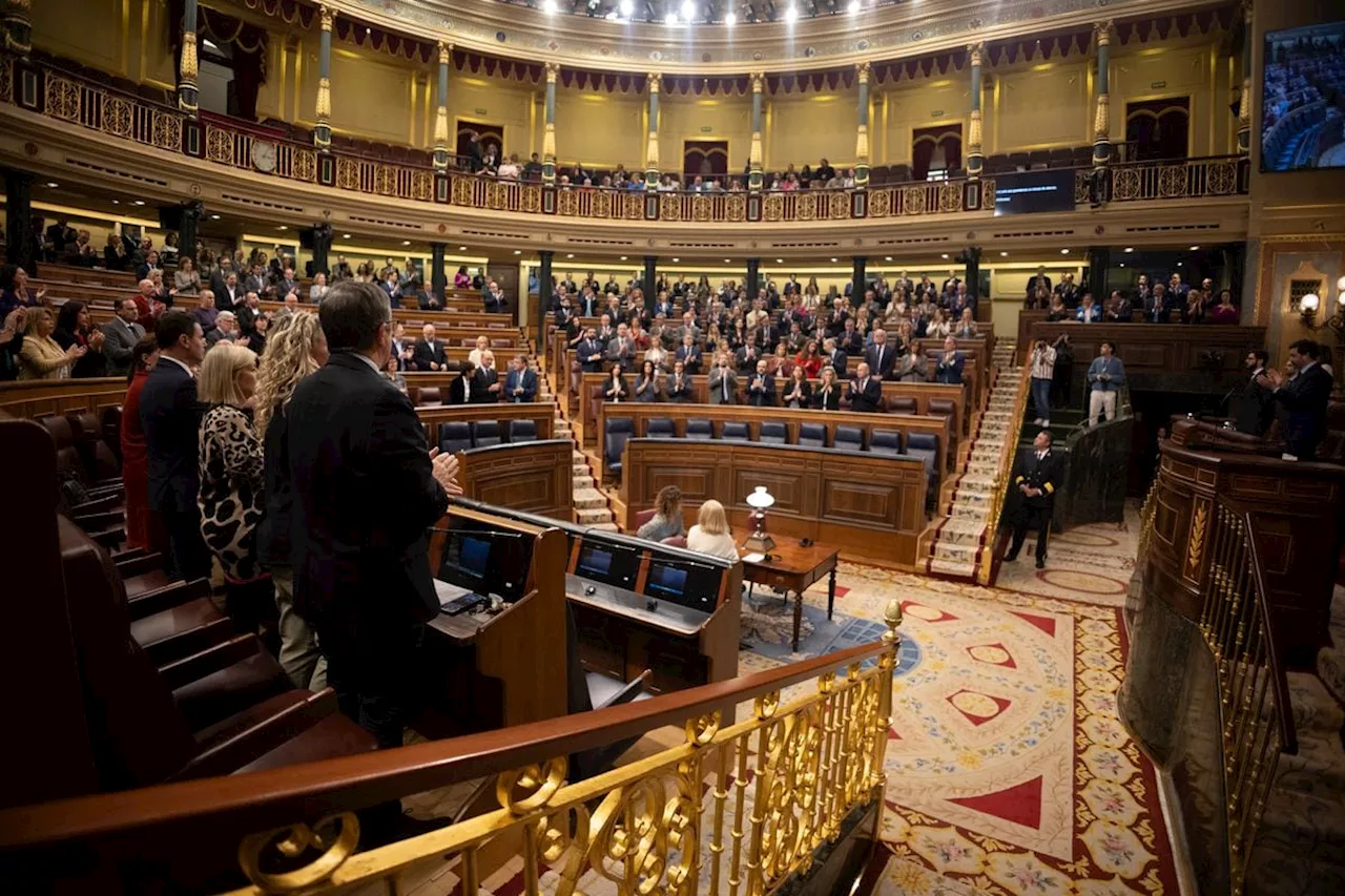 El PP crece a costa de Vox frente a una izquierda estabilizada