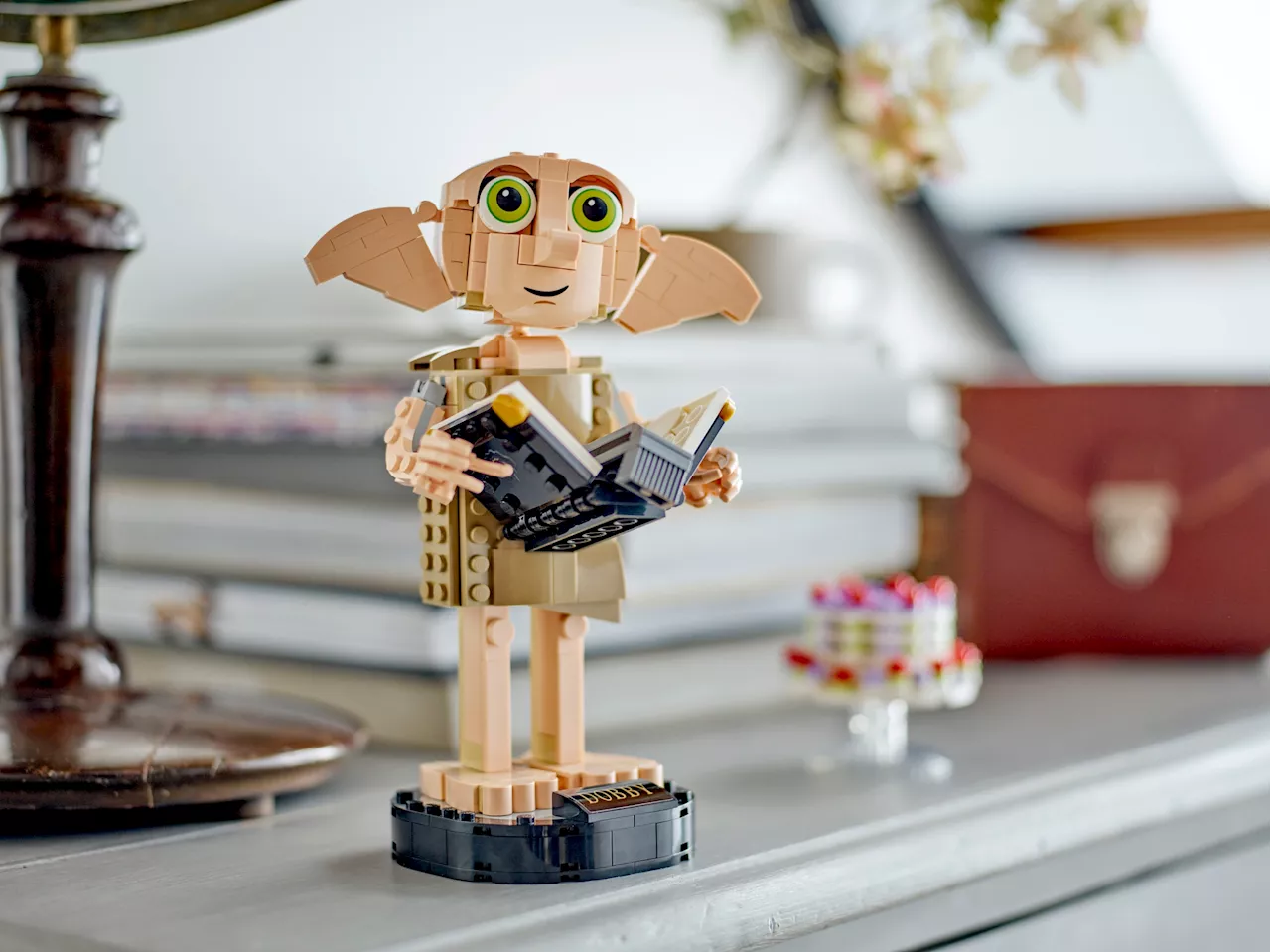 „Harry Potter“-Fans aufgepasst: Hauself Dobby zum Nachbauen aus Lego hier im Angebot