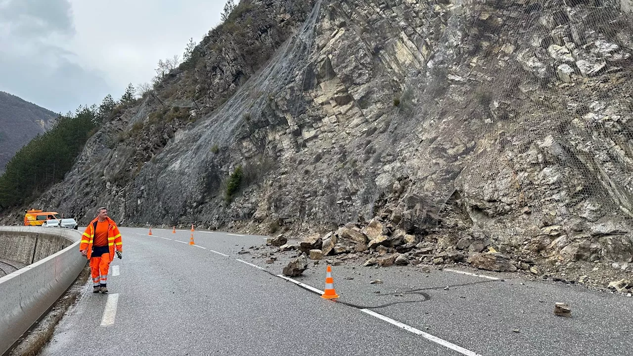 Alpes-de-Haute-Provence : la RN85 coupée entre Digne-les-Bains et Nice en raison d'un éboulement