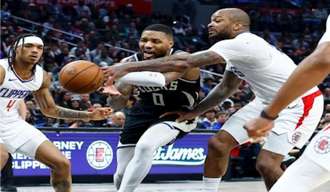 Lillard dan Antetokounmpo Pimpin Bucks Seruduk Clippers