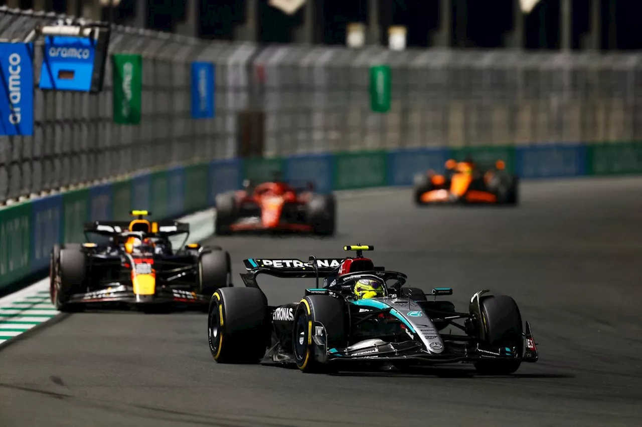 Hamilton felt like in 'different category' when fighting F1 rivals in Jeddah