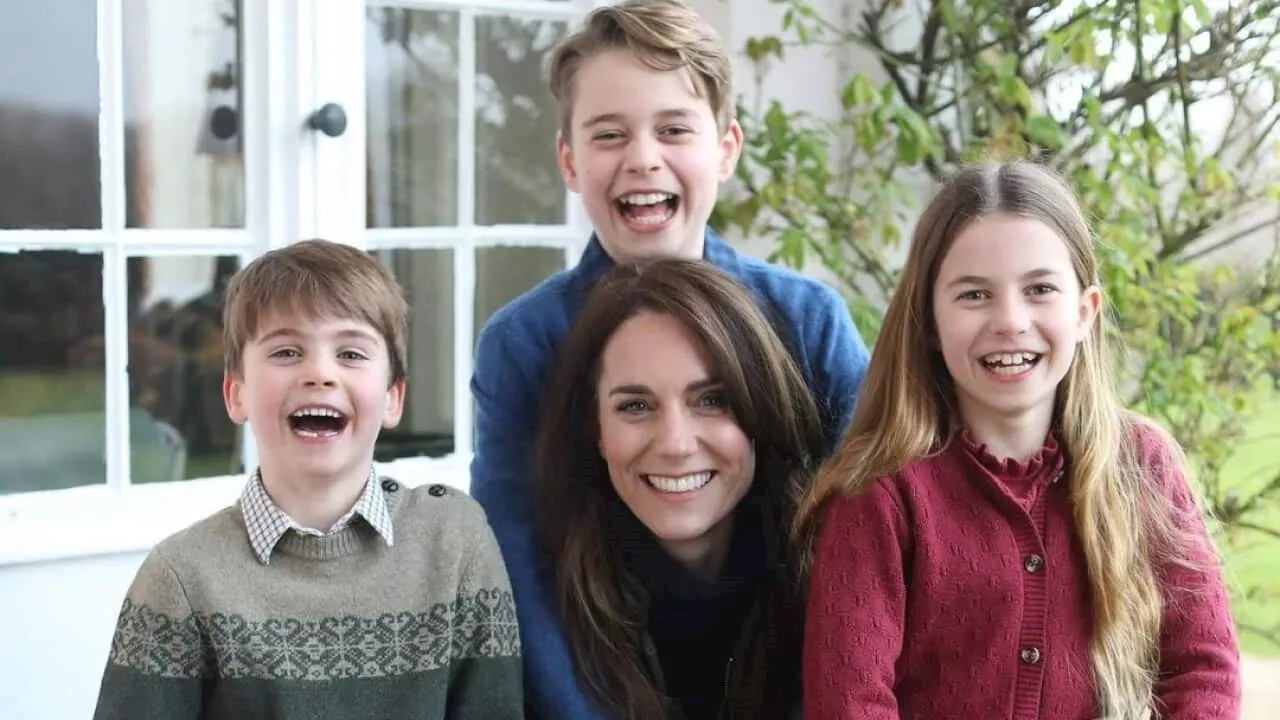 Kate Middleton's photo with children sparks further discussion