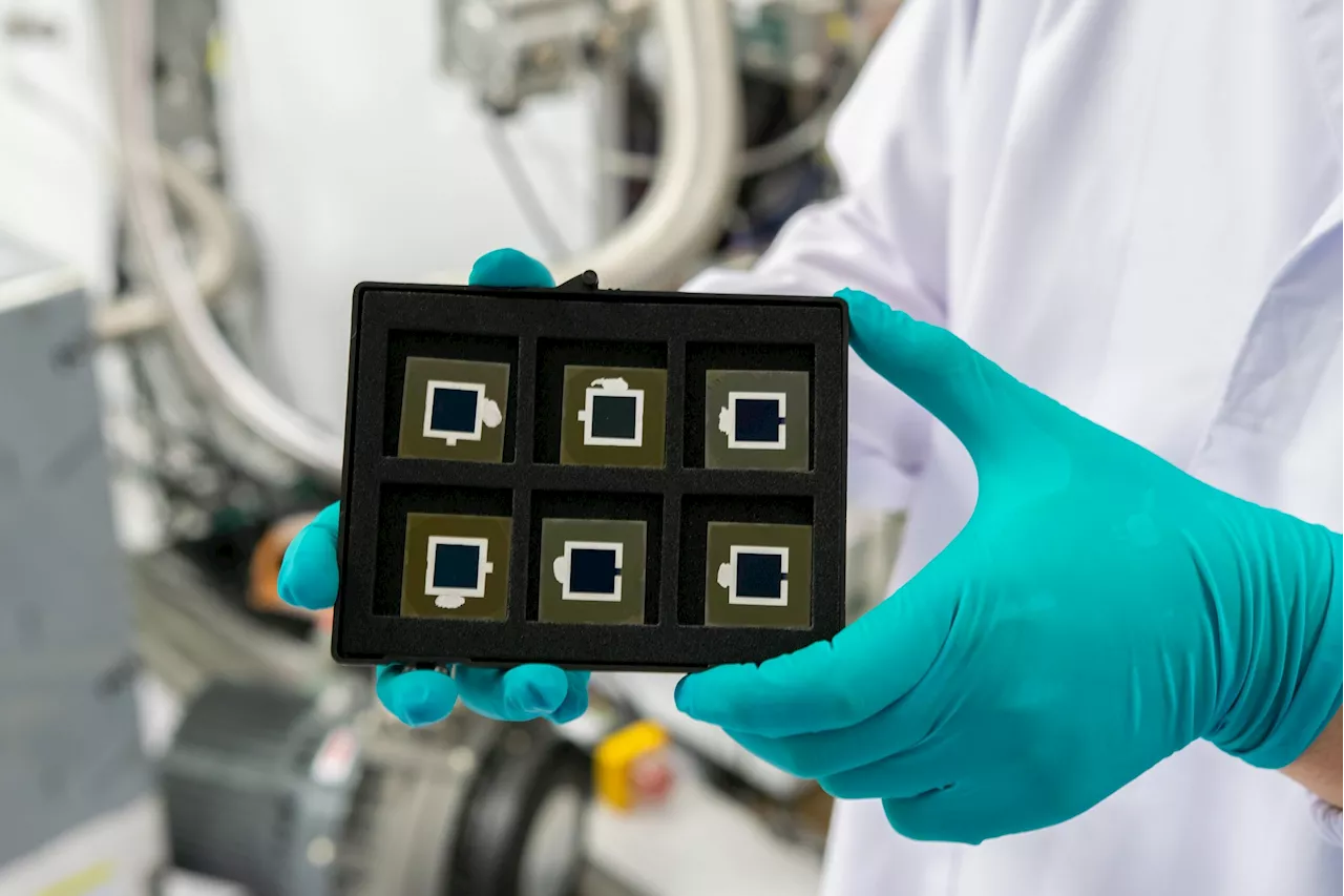 Record-Breaking Triple-Junction Perovskite/Si Tandem Solar Cell Developed