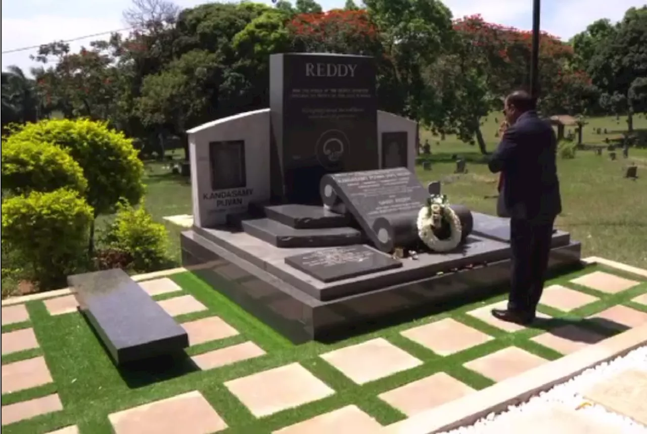 Vivian Reddy visits his parents’ tombstone [watch]