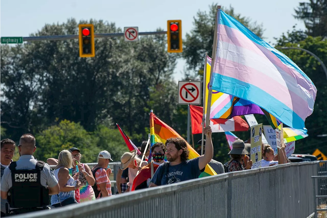 Controversial RCMP unit aided local detachment during North Vancouver overpass protests