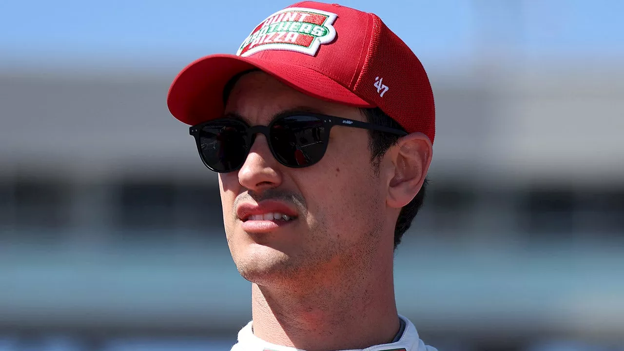 Joey Logano crashes out of Shriners Children’s 500 at Phoenix Raceway