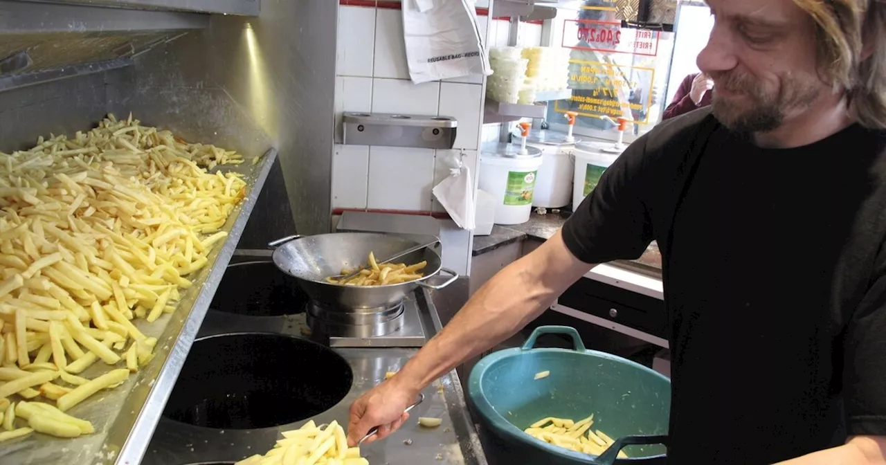 EU-Politiker machen an Pommes-Bude in Brüssel Politik