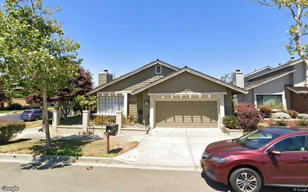 New Owners for a House in Alameda