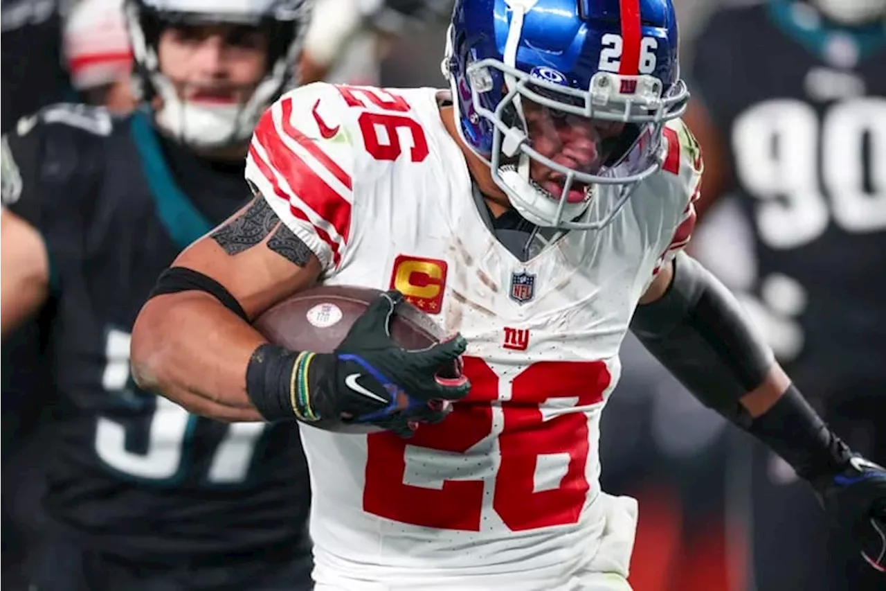 Eagles’ Howie Roseman steals Saquon Barkley, Bryce Huff from New York