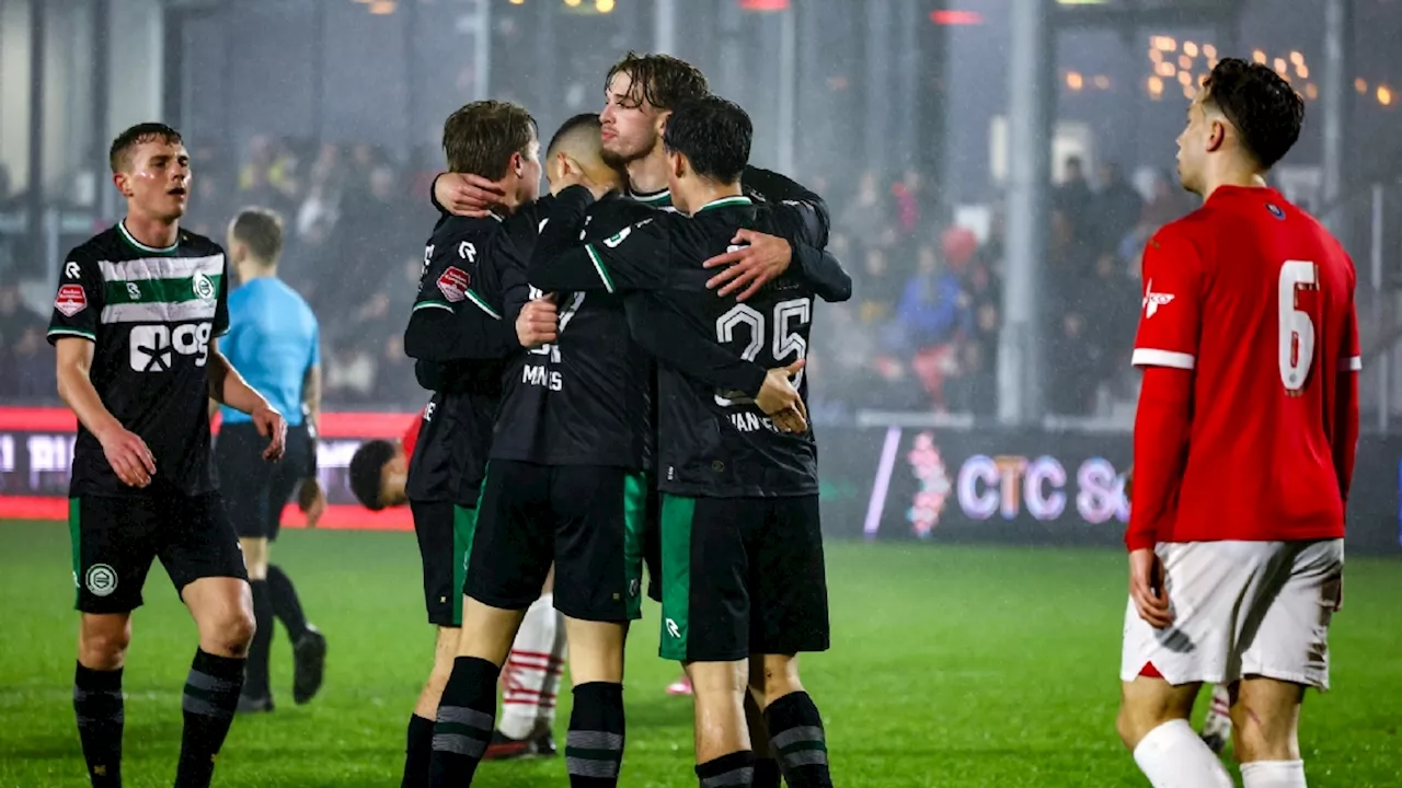 FC Groningen kruipt door het oog van de naald; wereldgoal bij ADO Den Haag