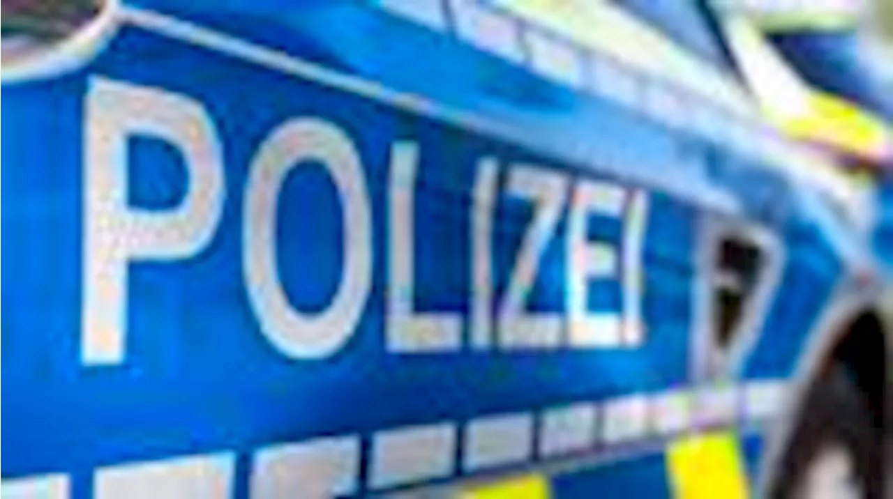 Bremen Neustadt: Polizeistation mit Steinen beworfen